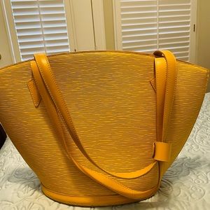 ⭐️Louis Vuitton Handbag